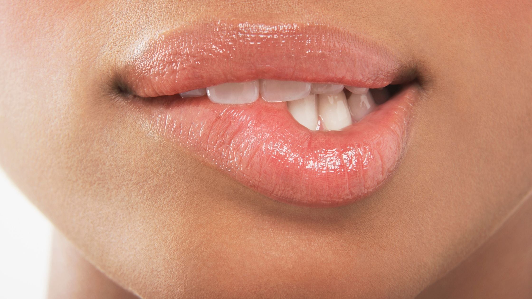 Why Your Lips Peel In The Winter